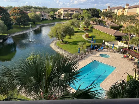 Property Slideshow image 2 of 38 | 155 vintage cir # i404, Naples, FL, 34119