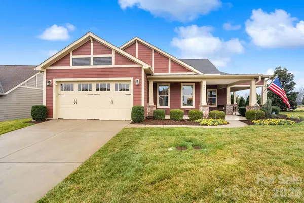 Property Slideshow image 2 of 47 | 482 flat rock dr, Denver, NC, 28037