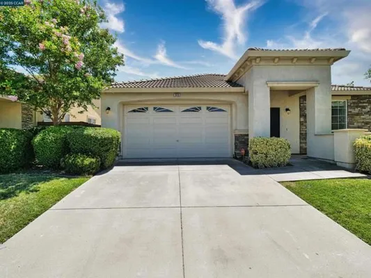 Property Slideshow image 3 of 60 | 335 suez canal ln, Sacramento, CA, 95834
