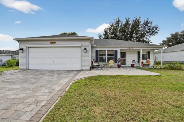 Property Slideshow image 2 of 71 | 6132 magpie dr, Lakeland, FL, 33809