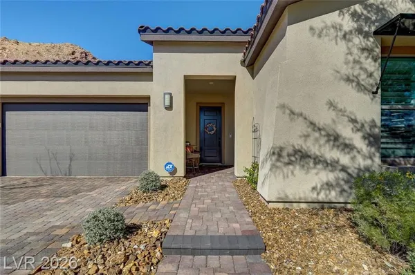 Property Slideshow image 3 of 69 | 133 mirage view dr, Henderson, NV, 89011