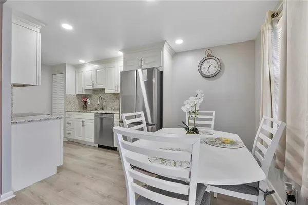 Property Slideshow image 3 of 14 | 1052 harwood e # 1052, Deerfield Beach, FL, 33442