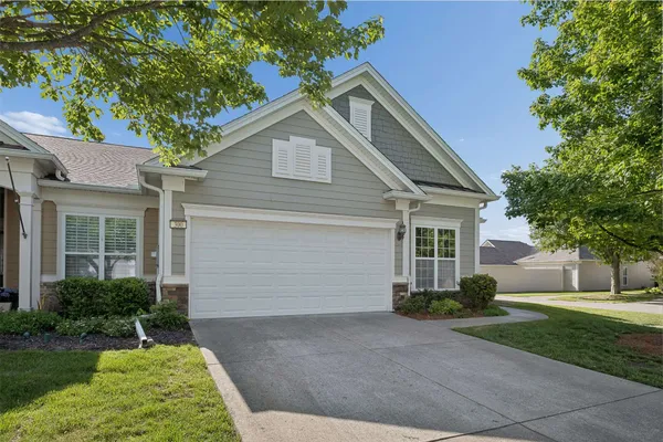 Property Slideshow image 2 of 36 | 300 blockade ln, Mount Juliet, TN, 37122