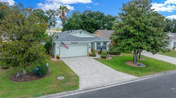 Property Slideshow image 2 of 35 | 15771 sw 13th cir, Ocala, FL, 34473