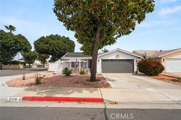 Property Slideshow image 2 of 47 | 2219 el toro, Hemet, CA, 92545