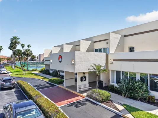 Property Slideshow image 2 of 34 | 7465 bay island dr 217, South Pasadena, FL, 33707