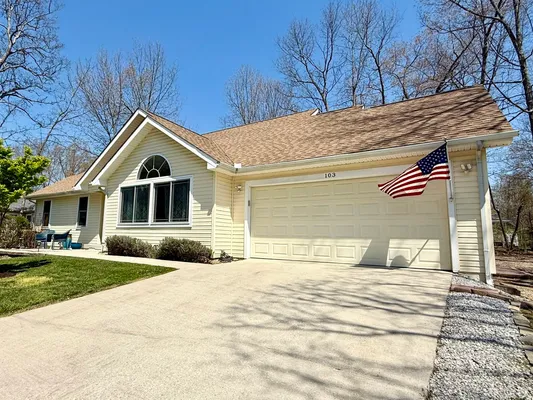 Property Slideshow image 2 of 26 | 103 brighton ln, Crossville, TN, 38558