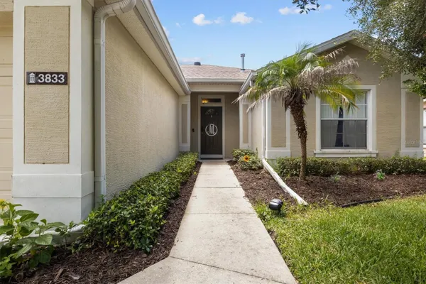 Property Slideshow image 3 of 26 | 3833 whistlewood cir, Lakeland, FL, 33811