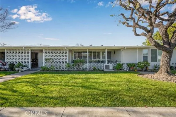 Property Slideshow image 2 of 28 | 13740 el dorado dr 26h, Seal Beach, CA, 90740