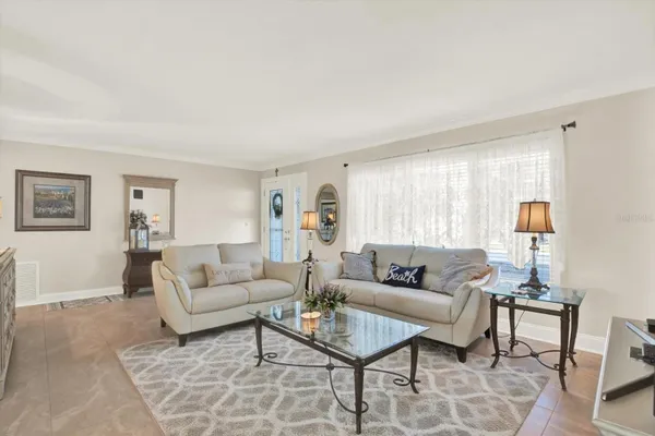 Property Slideshow image 2 of 32 | 14128 87th ave, Seminole, FL, 33776