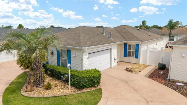 Property Slideshow image 2 of 48 | 587 audrey ln, The Villages, FL, 32162