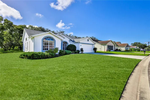 Property Slideshow image 2 of 64 | 432 mistwood ct, Spring Hill, FL, 34609