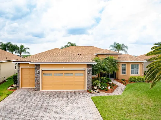 Property Slideshow image 3 of 75 | 5268 pebble beach blvd, Winter Haven, FL, 33884