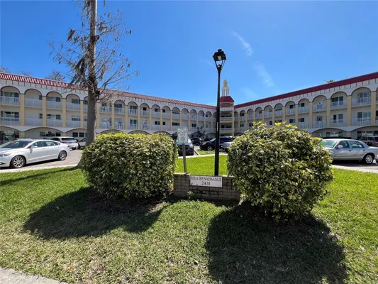 Property Slideshow image 2 of 46 | 2431 franciscan dr 45, Clearwater, FL, 33763