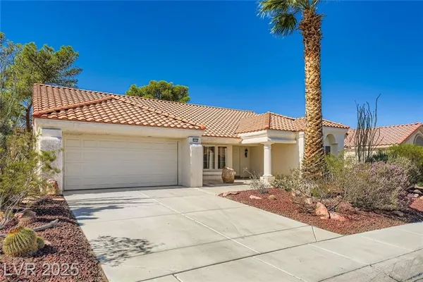 Property Slideshow image 2 of 29 | 2517 desert butte dr, Las Vegas, NV, 89134