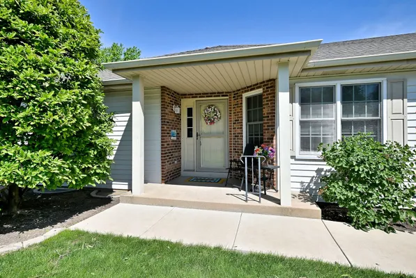 Property Slideshow image 3 of 49 | 13612 s magnolia dr, Plainfield, IL, 60544