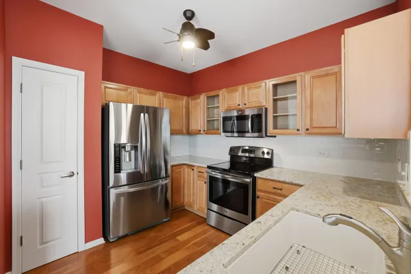 Property Slideshow image 3 of 31 | 12511 rock island trl, Huntley, IL, 60142