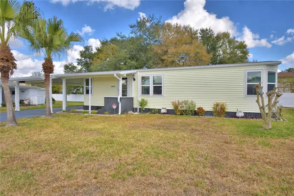 Property Slideshow image 2 of 52 | 4802 colonnades cir, Lakeland, FL, 33811