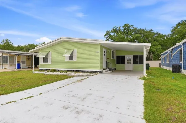 Property Slideshow image 2 of 41 | 1798 fox hill dr, Lakeland, FL, 33810