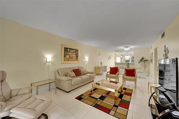 Property Slideshow image 2 of 44 | 2403 antigua cir c4, Coconut Creek, FL, 33066
