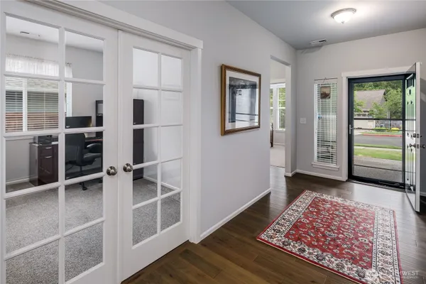 Property Slideshow image 3 of 26 | 915 alphine view dr, Mount Vernon, WA, 98274