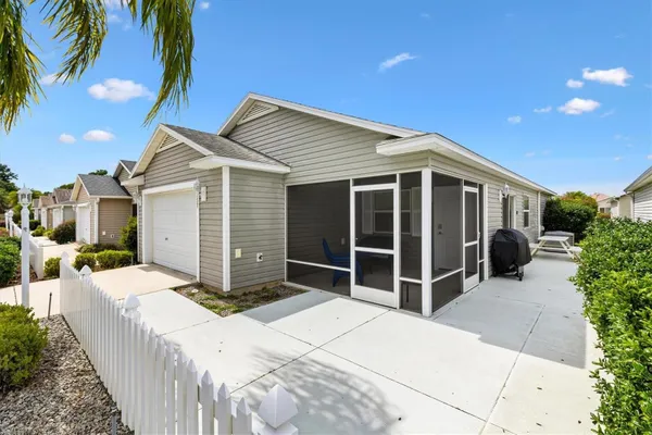 Property Slideshow image 2 of 35 | 2457 upton st, The Villages, FL, 32163