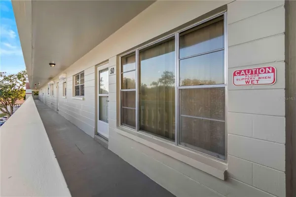 Property Slideshow image 3 of 43 | 2284 spanish dr 50, Clearwater, FL, 33763