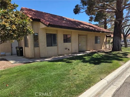 Property Slideshow image 2 of 16 | 19099 frances st, Apple Valley, CA, 92308