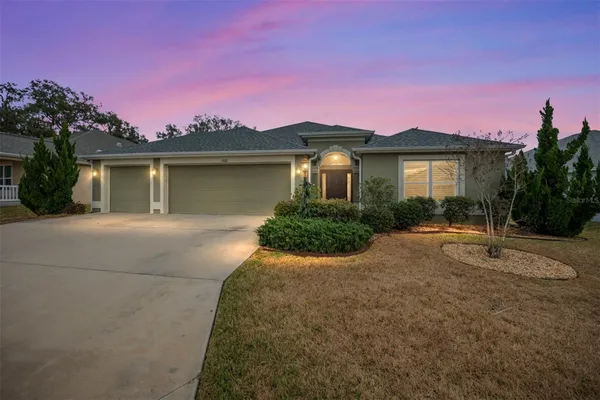Property Slideshow image 2 of 81 | 1510 knudson run, The Villages, FL, 32163