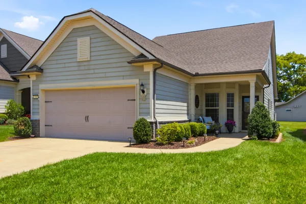 Property Slideshow image 2 of 37 | 108 tipton pass, Spring Hill, TN, 37174