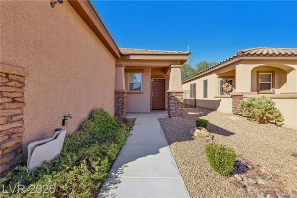 Property Slideshow image 2 of 48 | 3369 hackney horse ct, Las Vegas, NV, 89122