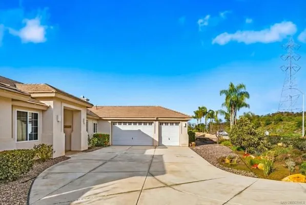 Property Slideshow image 3 of 52 | 28250 deep canyon dr, Escondido, CA, 92026