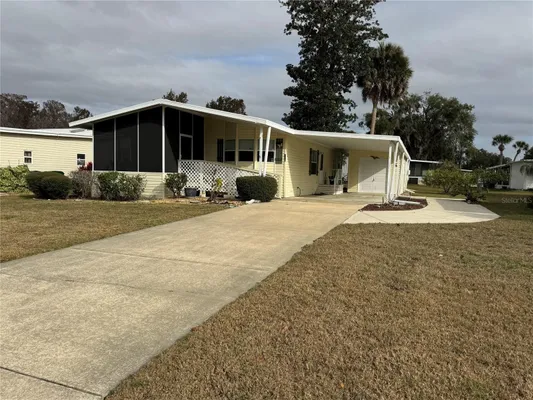 Property Slideshow image 2 of 37 | 116 lyonia ln, Wildwood, FL, 34785