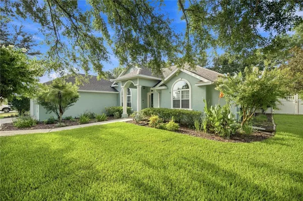 Property Slideshow image 2 of 41 | 5898 sw 89th pl, Ocala, FL, 34476