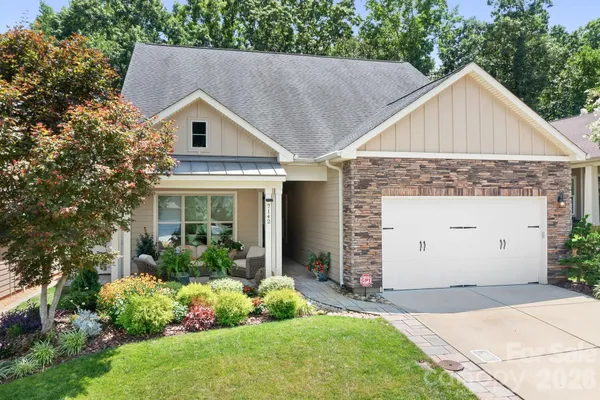 Property Slideshow image 3 of 47 | 7142 hanging rock ct, Denver, NC, 28037