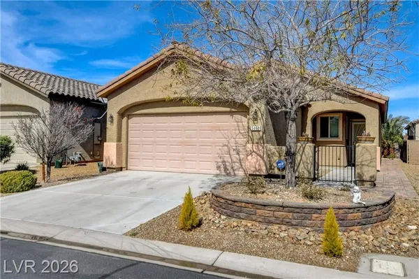 Property Slideshow image 2 of 49 | 5868 crossfield ave, Las Vegas, NV, 89122