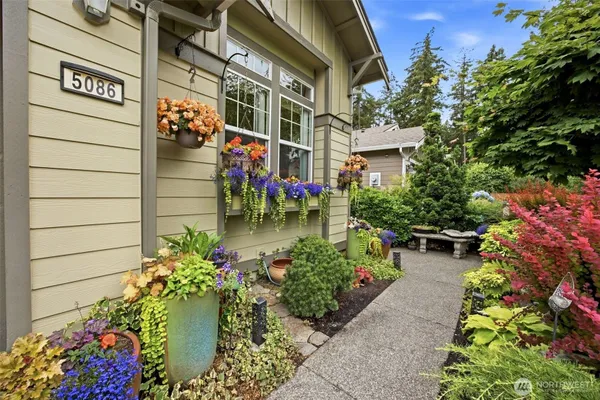 Property Slideshow image 2 of 40 | 5086 cypress loop, Lacey, WA, 98516