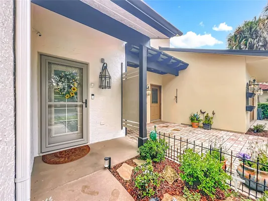 Property Slideshow image 3 of 57 | 1120 avenida de las casas, The Villages, FL, 32159