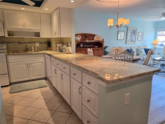 Property Slideshow image 3 of 70 | 1215 s portofino dr 107, Sarasota, FL, 34242