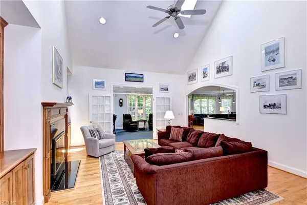 Property Slideshow image 3 of 36 | 200 cruden bay, Williamsburg, VA, 23188
