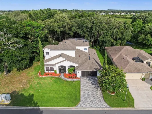 Property Slideshow image 2 of 32 | 5384 aurora dr, Leesburg, FL, 34748