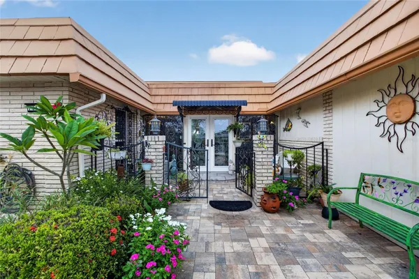 Property Slideshow image 3 of 71 | 1411 jacobson cir, Sun City Center, FL, 33573