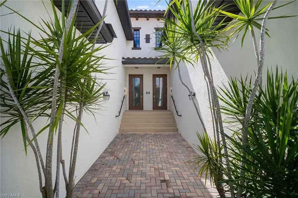 Property Slideshow image 2 of 36 | 11879 arboretum run dr 201, Fort Myers, FL, 33913