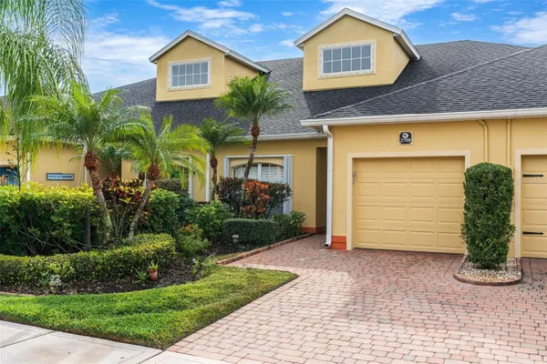 Property Slideshow image 2 of 54 | 2700 camberly cir, Melbourne, FL, 32940