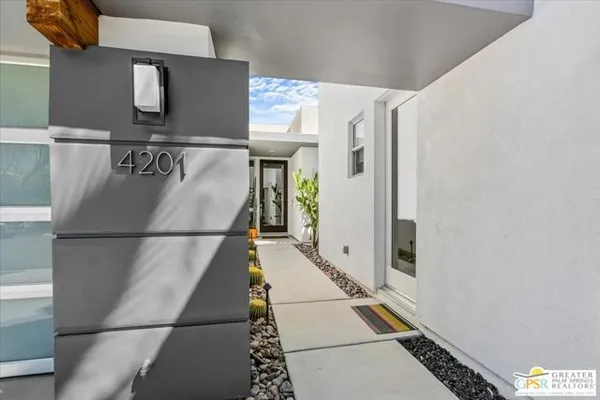 Property Slideshow image 3 of 55 | 4201 amber ln, Palm Springs, CA, 92262