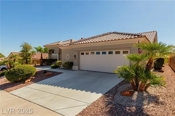 Property Slideshow image 3 of 49 | 2824 faiss dr, Las Vegas, NV, 89134