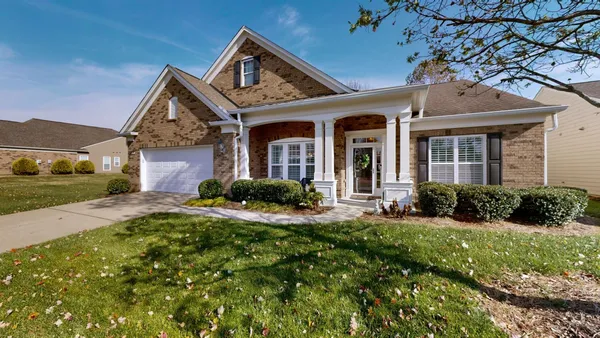 Property Slideshow image 2 of 68 | 255 antebellum ln, Mount Juliet, TN, 37122
