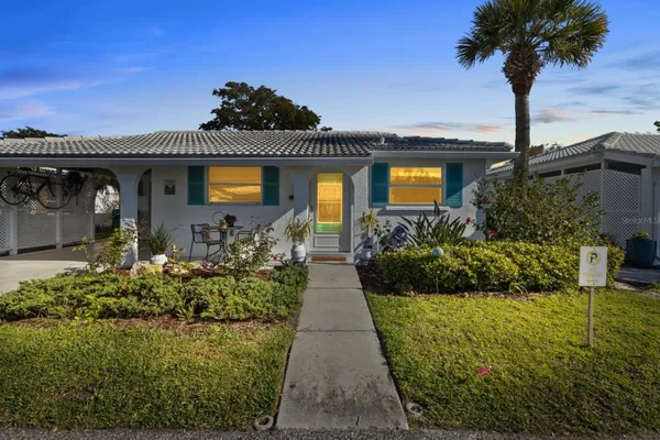 Property Slideshow image 3 of 47 | 604 spanish dr, Longboat Key, FL, 34228