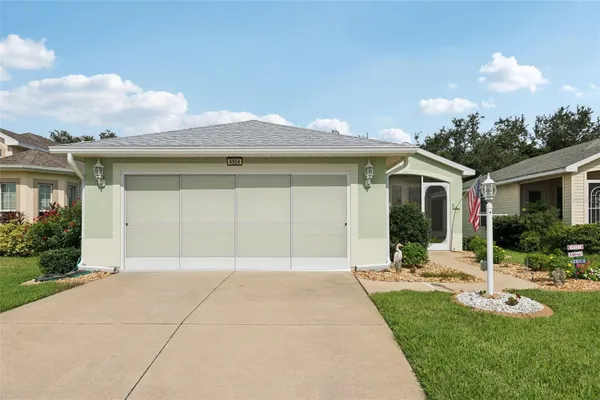 Property Slideshow image 3 of 37 | 4954 rainbow trout rd, Tavares, FL, 32778