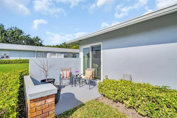 Property Slideshow image 3 of 44 | 1603 whitebridge dr d, Palm Harbor, FL, 34684